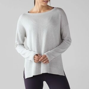 Lululemon Well Being Sweater, Lightweight Sweater. Gray. Size 6. Good preowned c